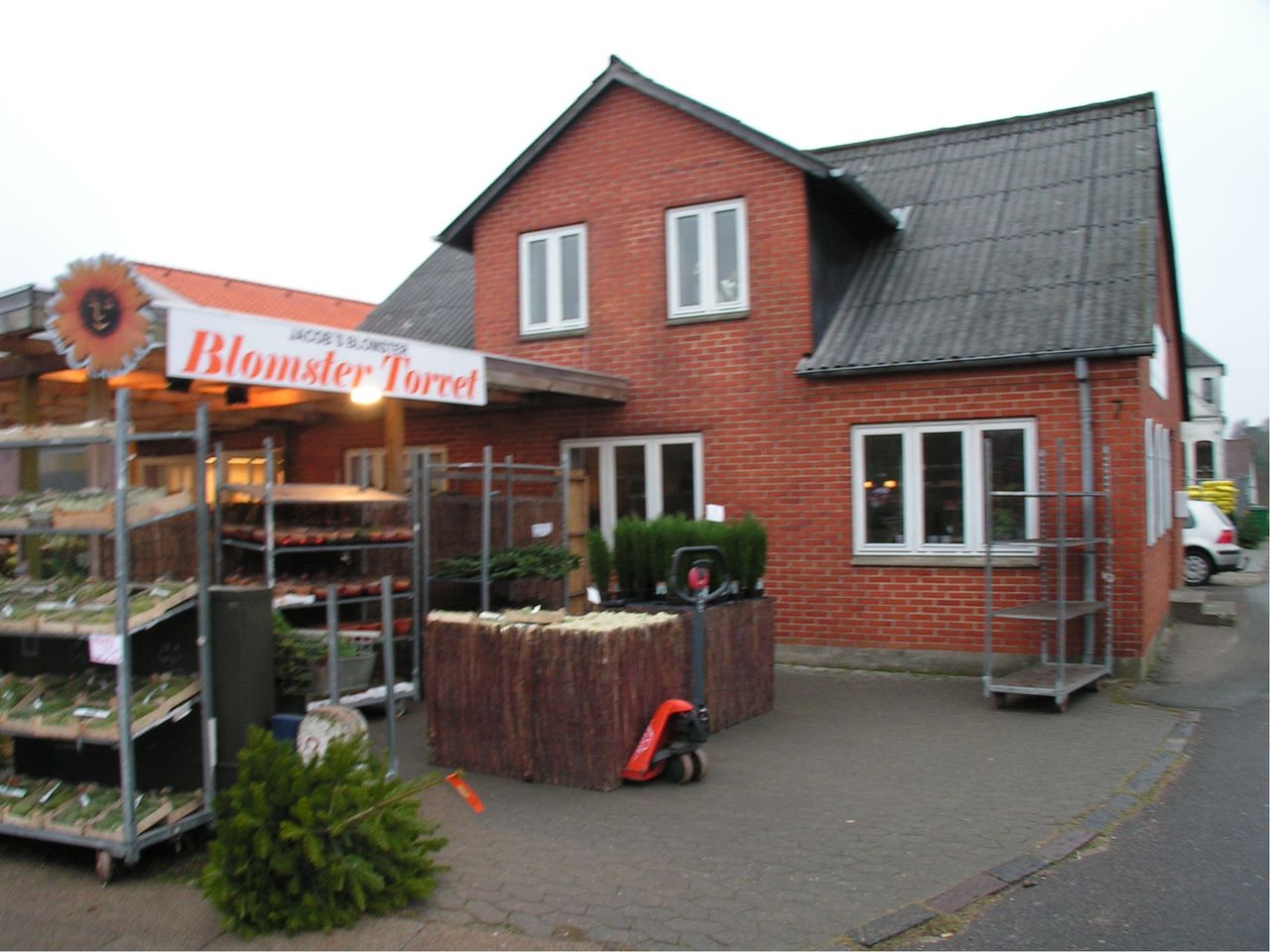 image 04